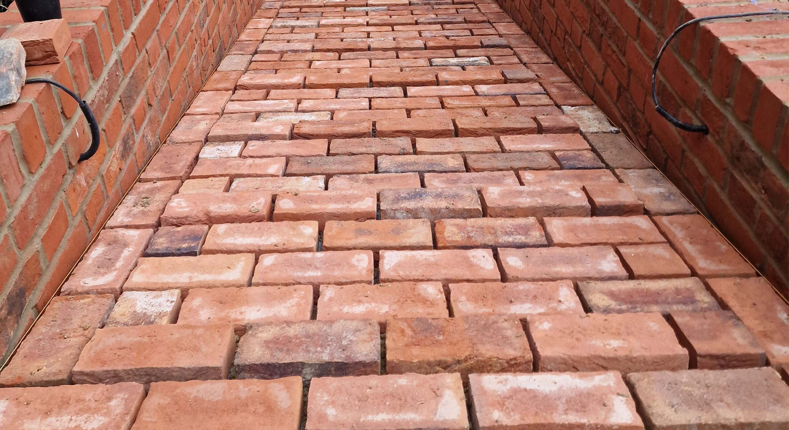 Block Paving & Gravel Driveways Block paving & gravel driveways