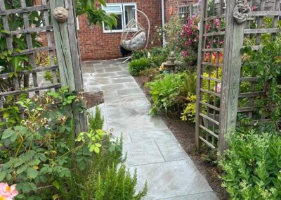 Natural stone paving