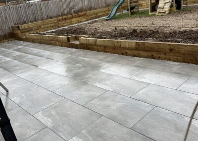 Porcelain patios & pathways