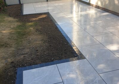 Porcelain patios & pathways
