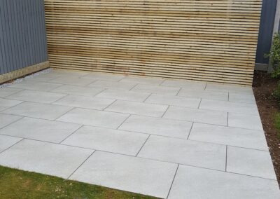 Porcelain patios & pathways