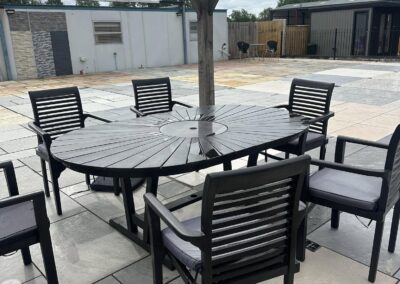 Porcelain patios & pathways