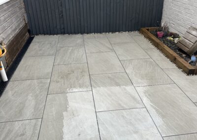 Porcelain patios & pathways
